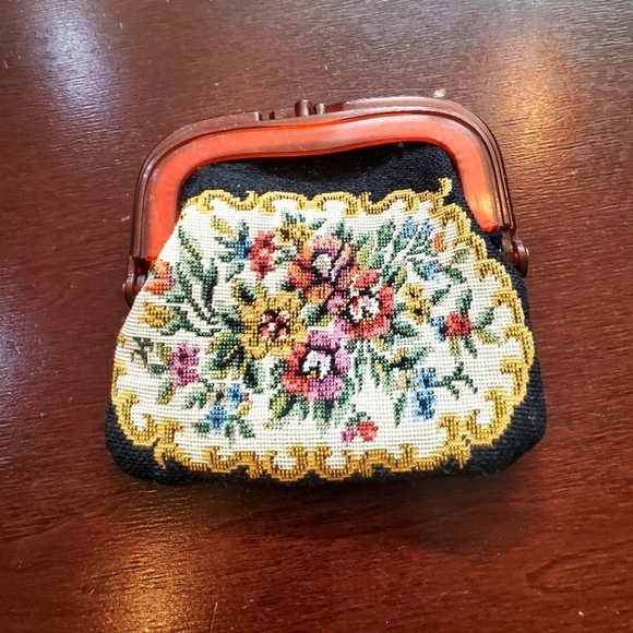 Vintage Bakelight Tapestry Change coin Wallet - Picture 1 of 4